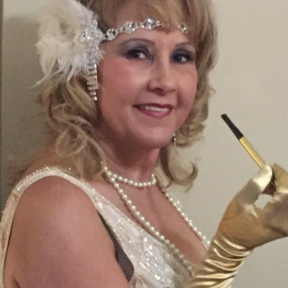 Meet your Posher, Joanie